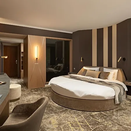 Spirit Thermal 5* Sarvar